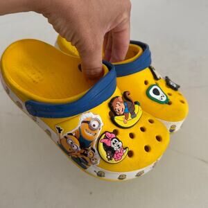 Despicable Me Minion Crocs size 12 toddler with cool jibitz